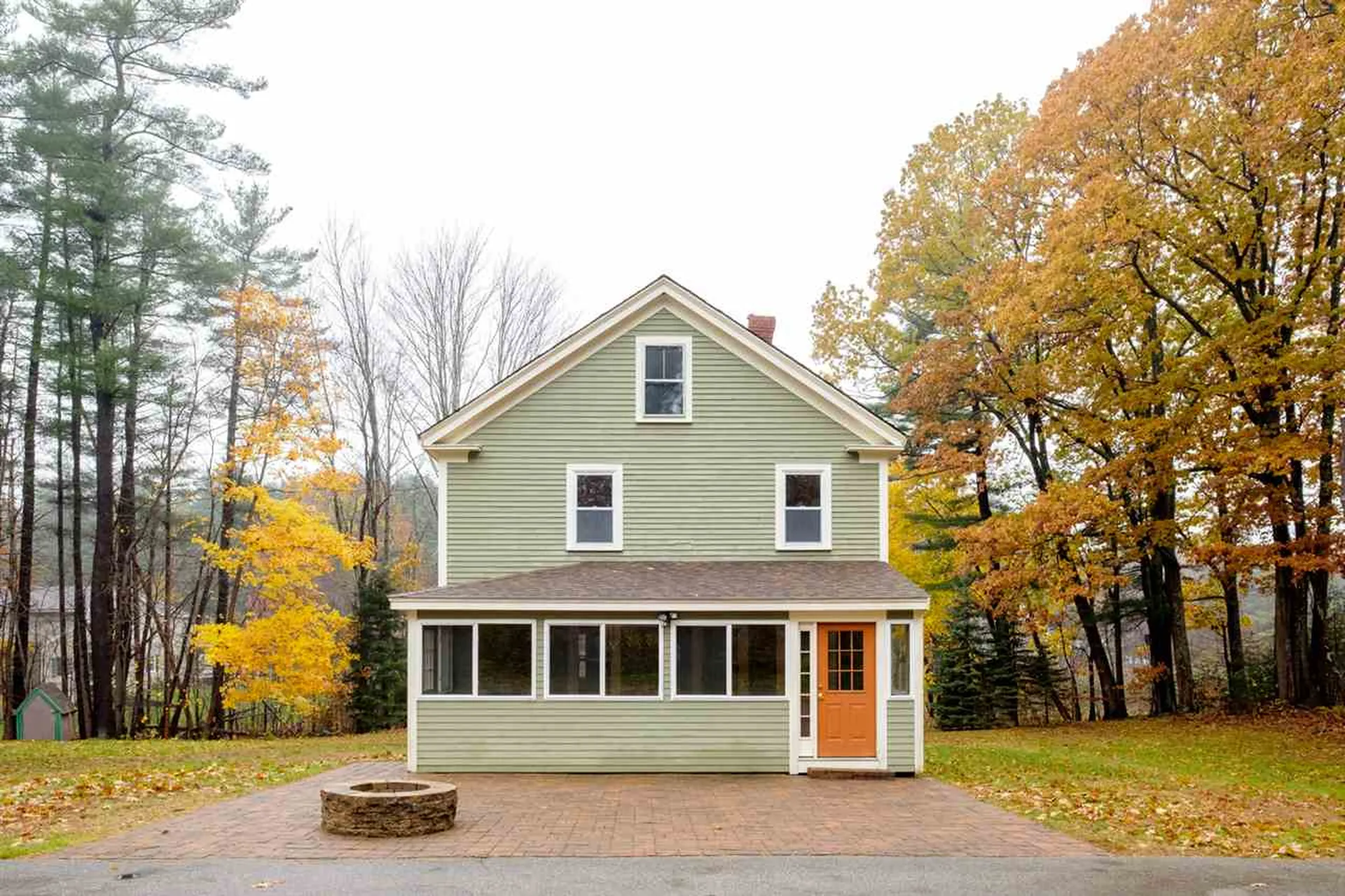 19 Kimberly Drive North Hampton NH 03862