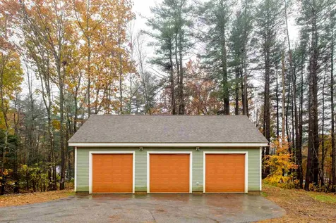 19 Kimberly Drive North Hampton NH 03862