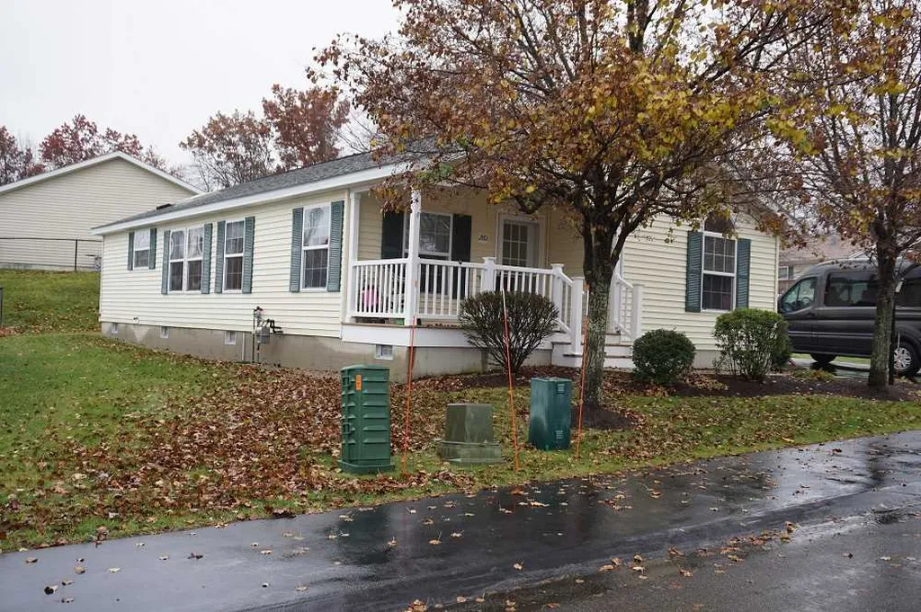 280 Ledgewood Way Manchester NH 03104
