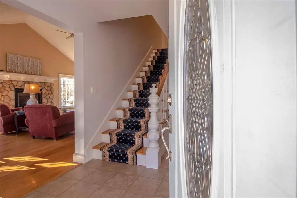 106 Mirror Lake Estates Drive Whitefield NH 03598