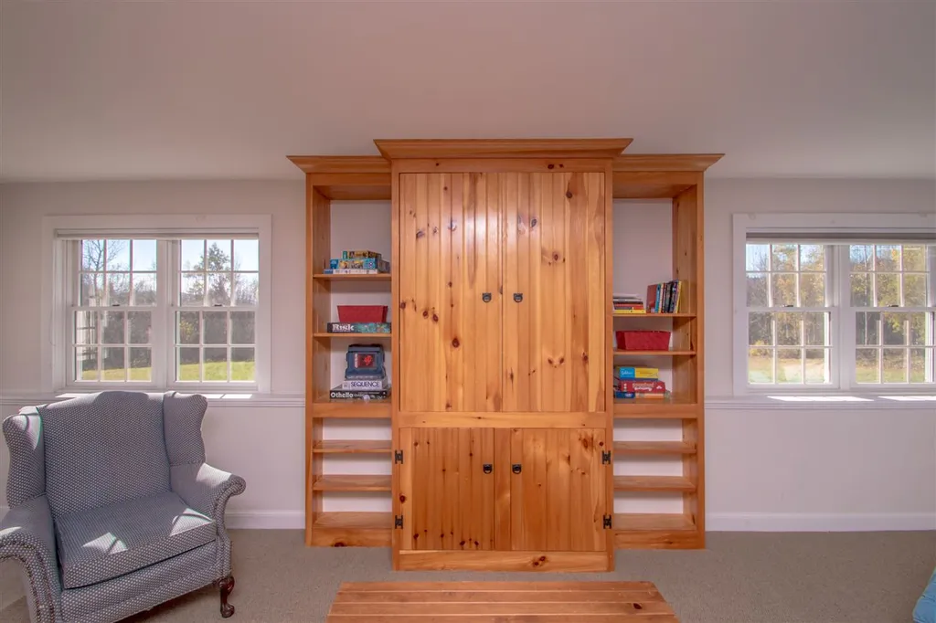 106 Mirror Lake Estates Drive Whitefield NH 03598