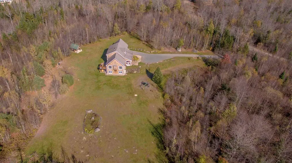 106 Mirror Lake Estates Drive Whitefield NH 03598