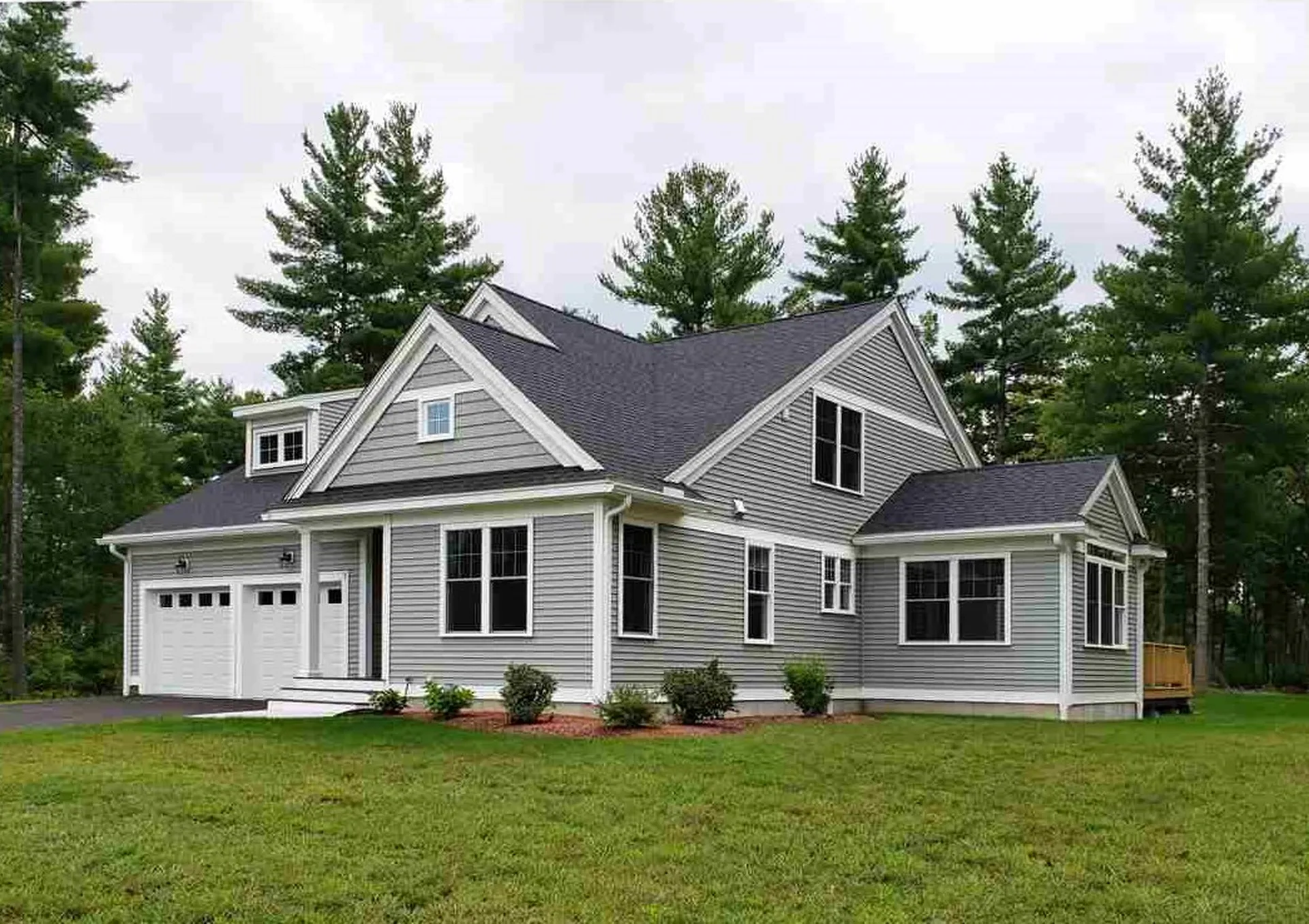5 Horizon Drive Litchfield NH 03052