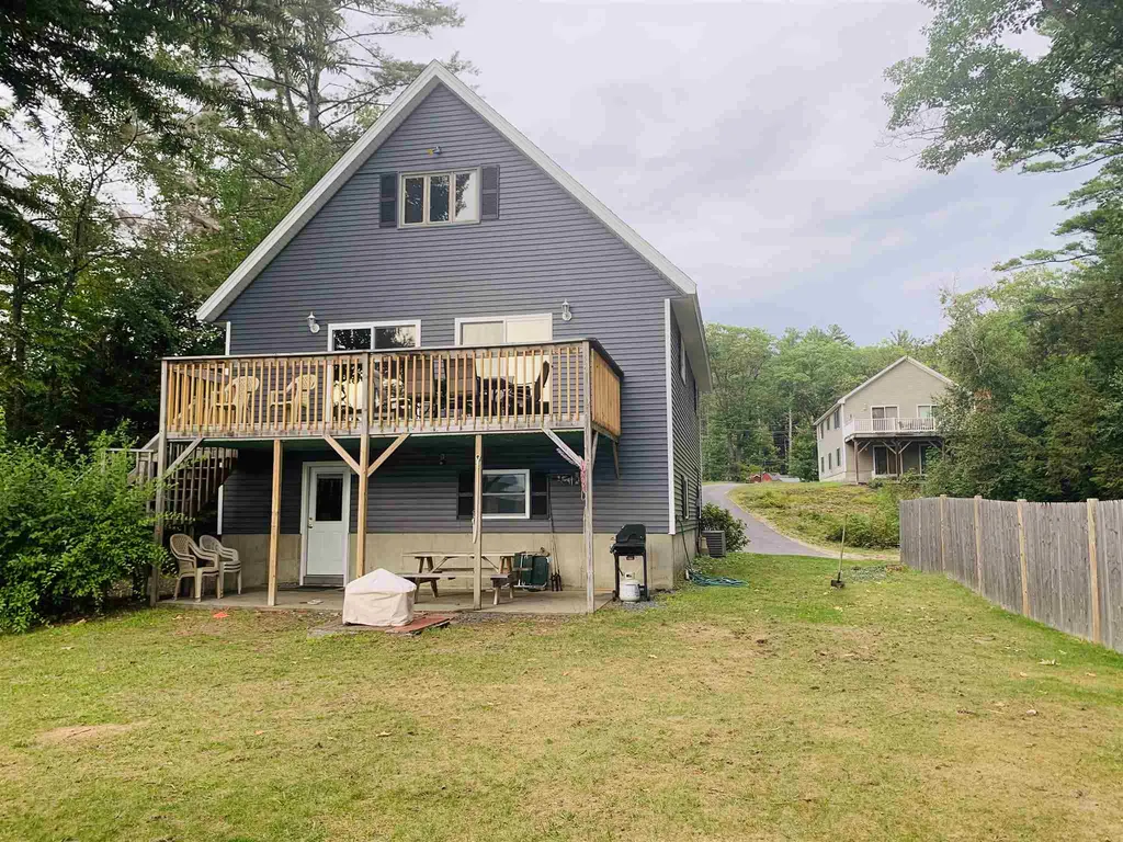 15 Pollard Path Bridgewater NH 03222