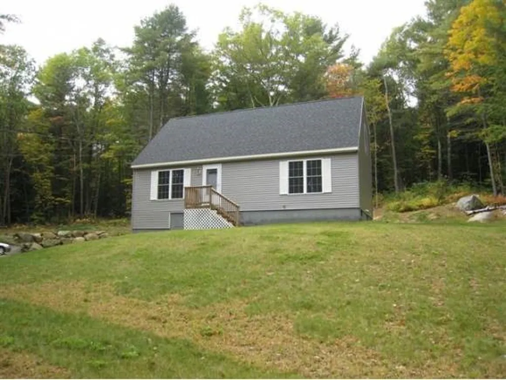 198 Flaghole Road Andover NH 03216