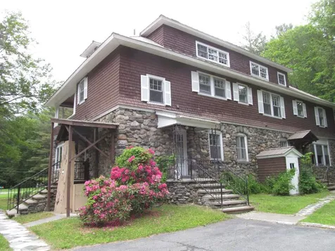 1 Foster Place Claremont NH 03743