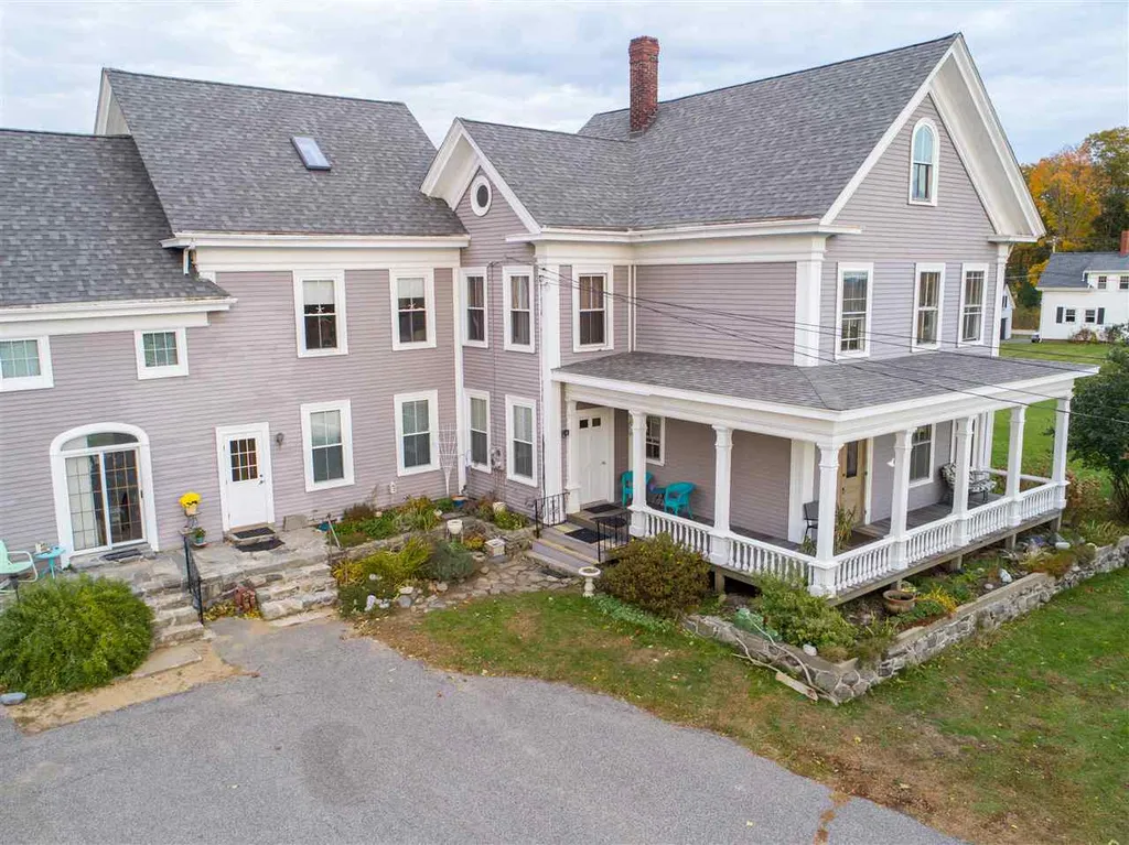 69 Atlantic Avenue North Hampton NH 03862