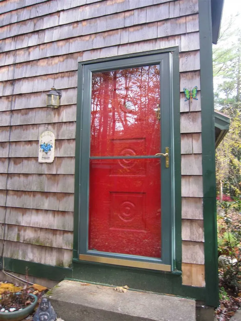 83 Mountain View Road Putney VT 05346