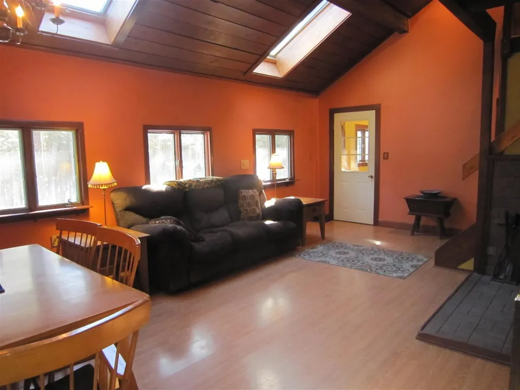 83 Mountain View Road Putney VT 05346