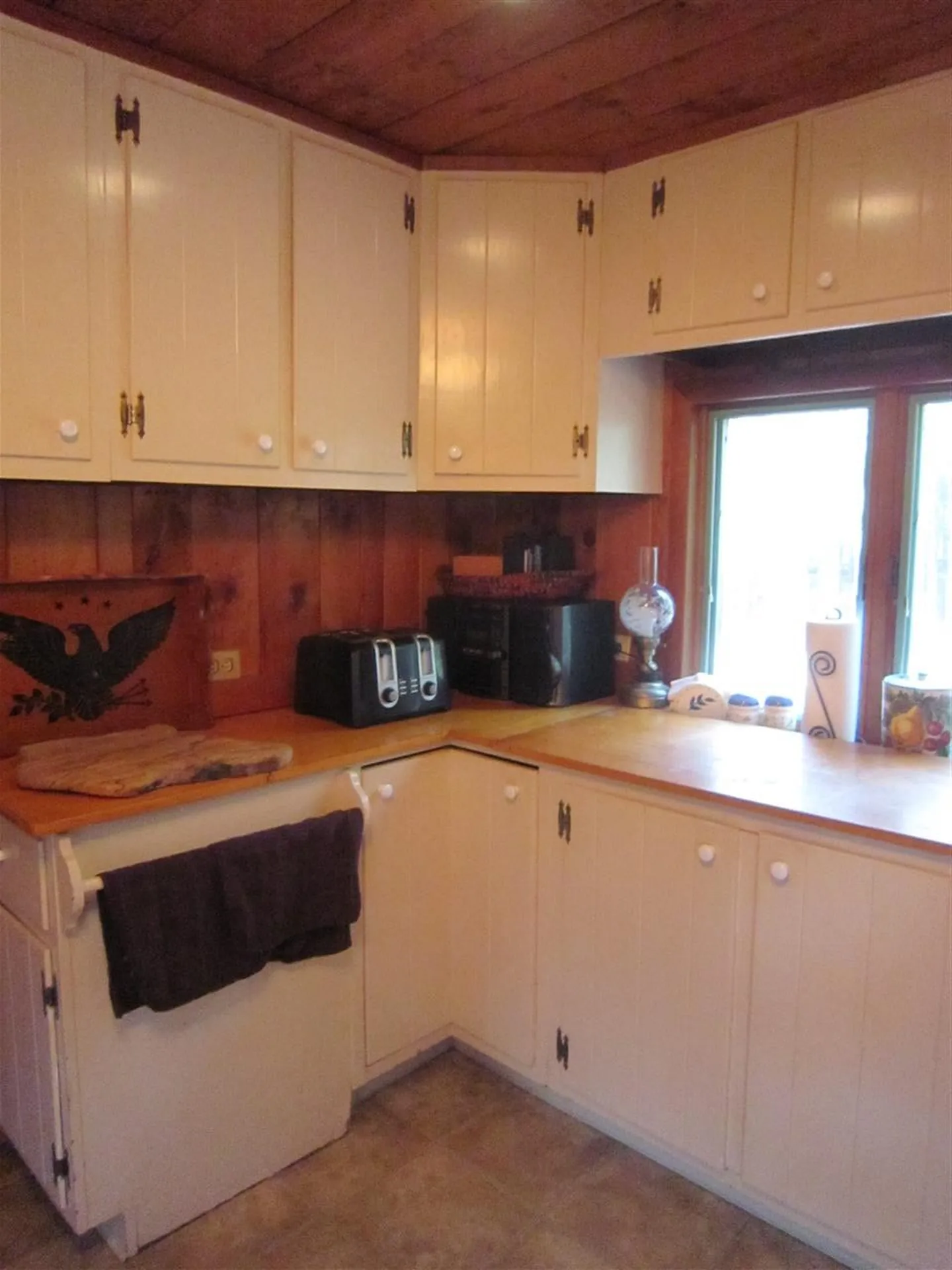 83 Mountain View Road Putney VT 05346