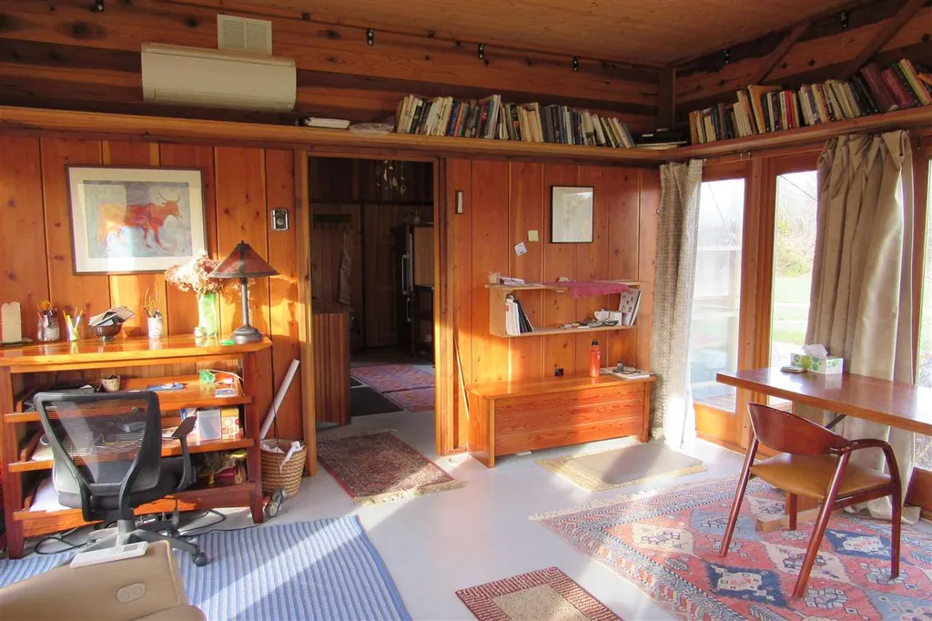 2137 North Bingham Street Cornwall VT 05753