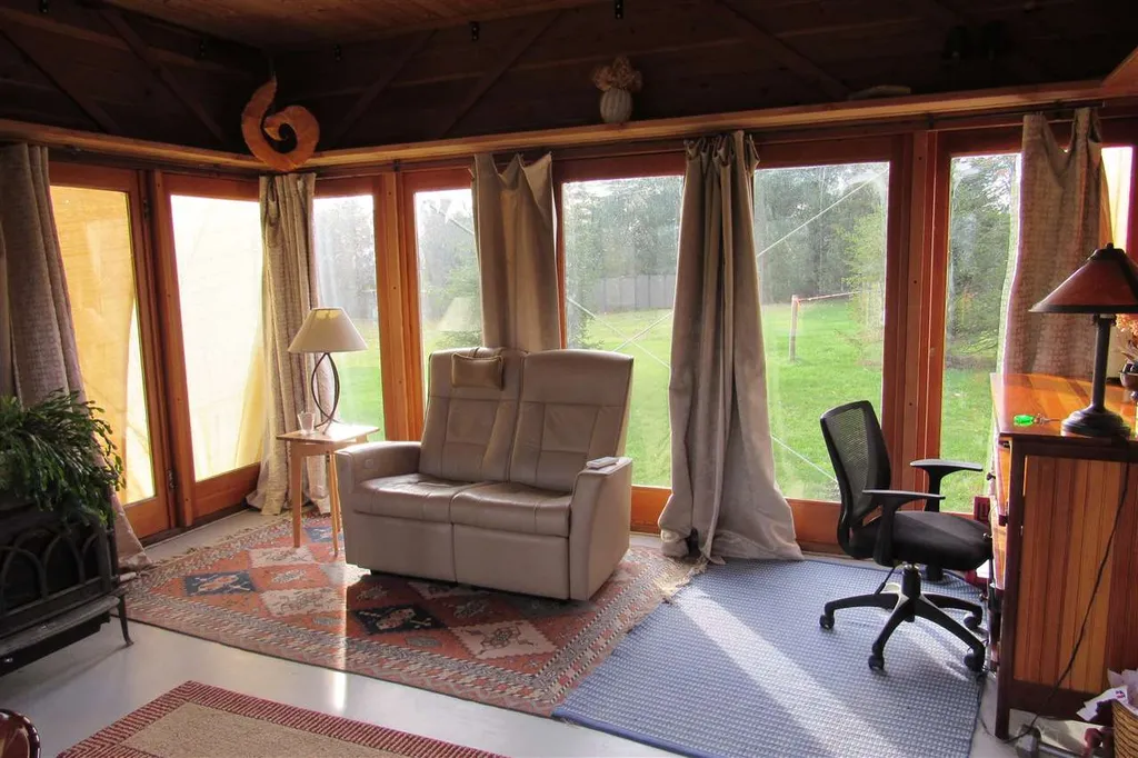 2137 North Bingham Street Cornwall VT 05753