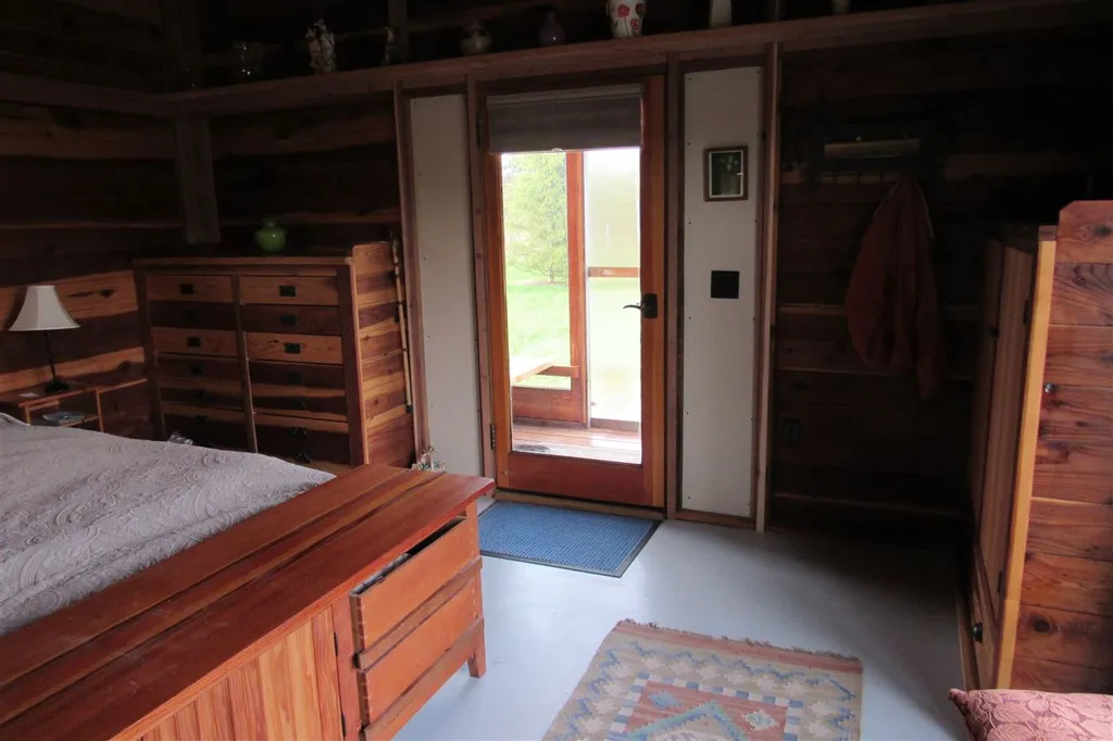 2137 North Bingham Street Cornwall VT 05753