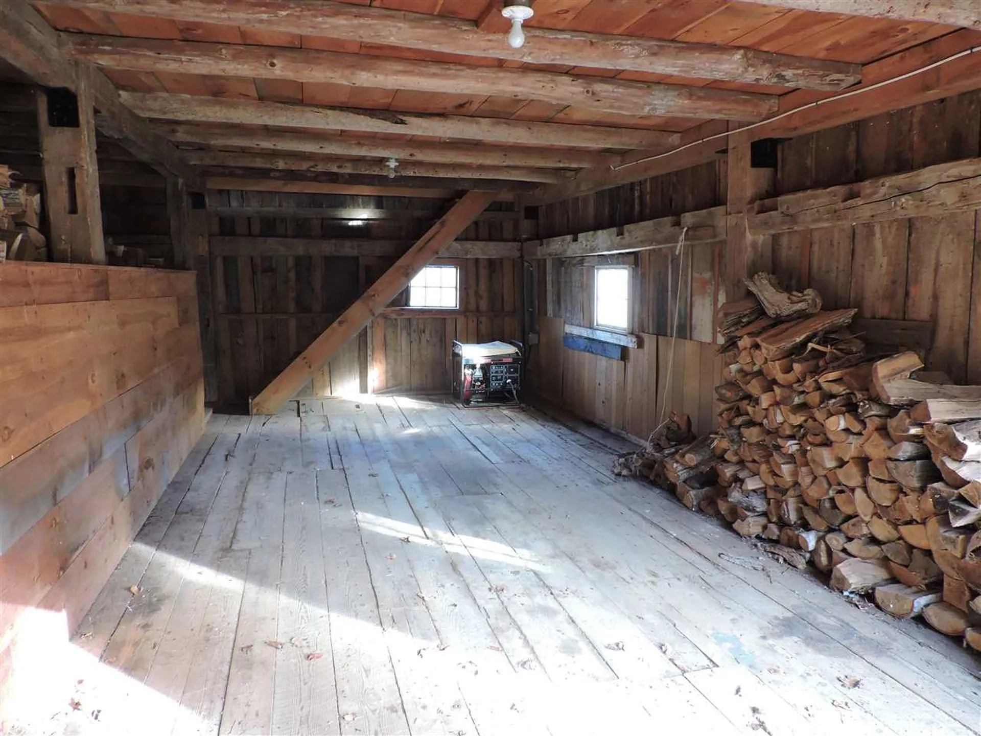 1050 Murray Hill Road Hill NH 03243-3246