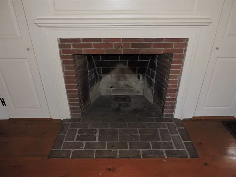 1050 Murray Hill Road Hill NH 03243-3246