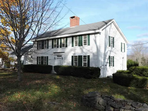 1050 Murray Hill Road Hill NH 03243-3246