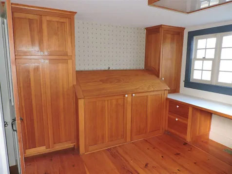 1050 Murray Hill Road Hill NH 03243-3246
