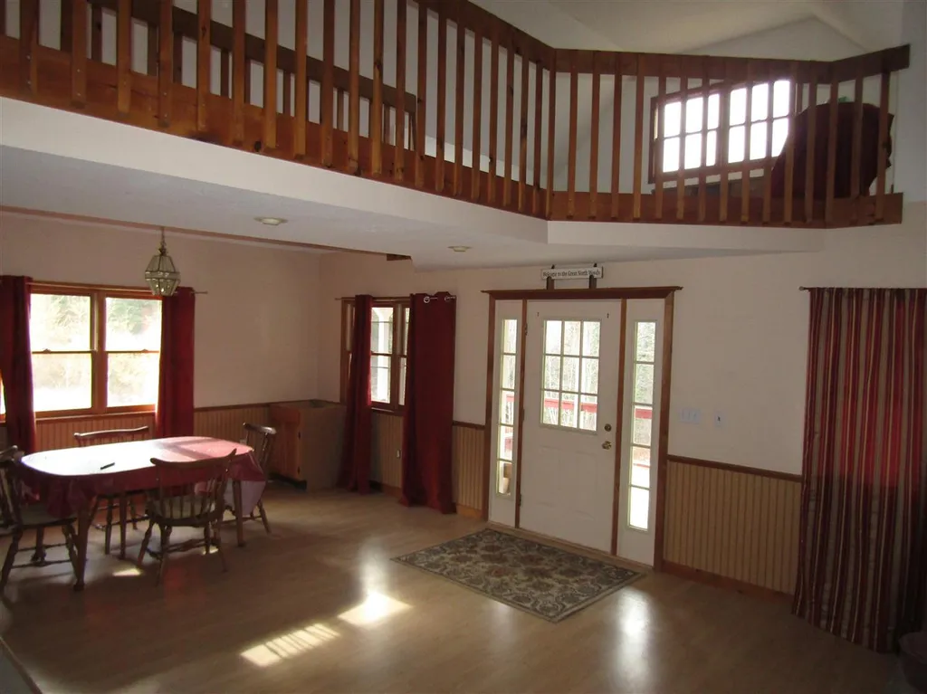 31 Mackinnon Road Colebrook NH 03576