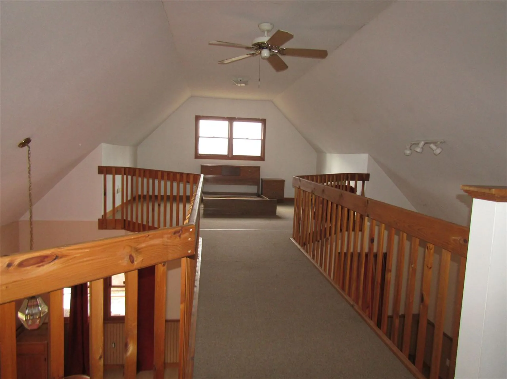 31 Mackinnon Road Colebrook NH 03576