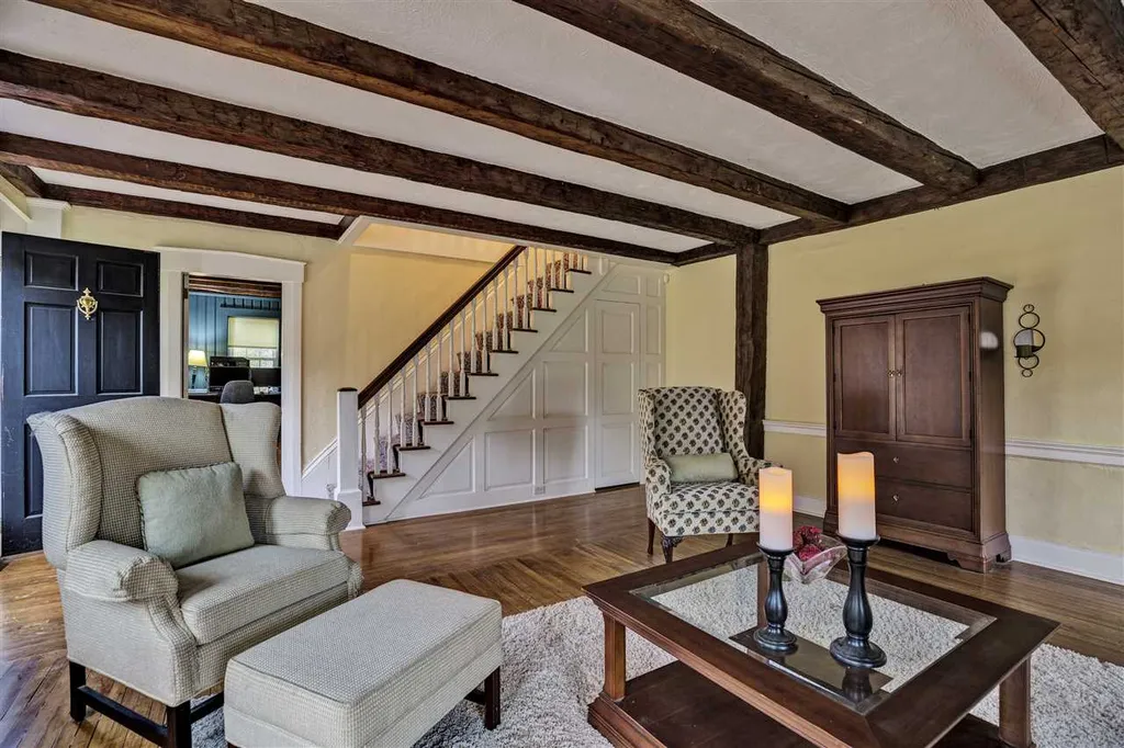161 Shaker Street New London NH 03257
