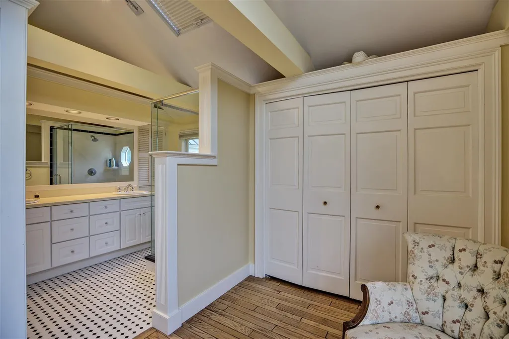 161 Shaker Street New London NH 03257