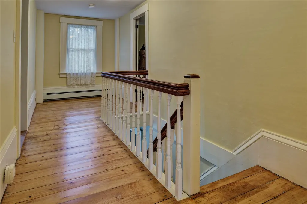 161 Shaker Street New London NH 03257
