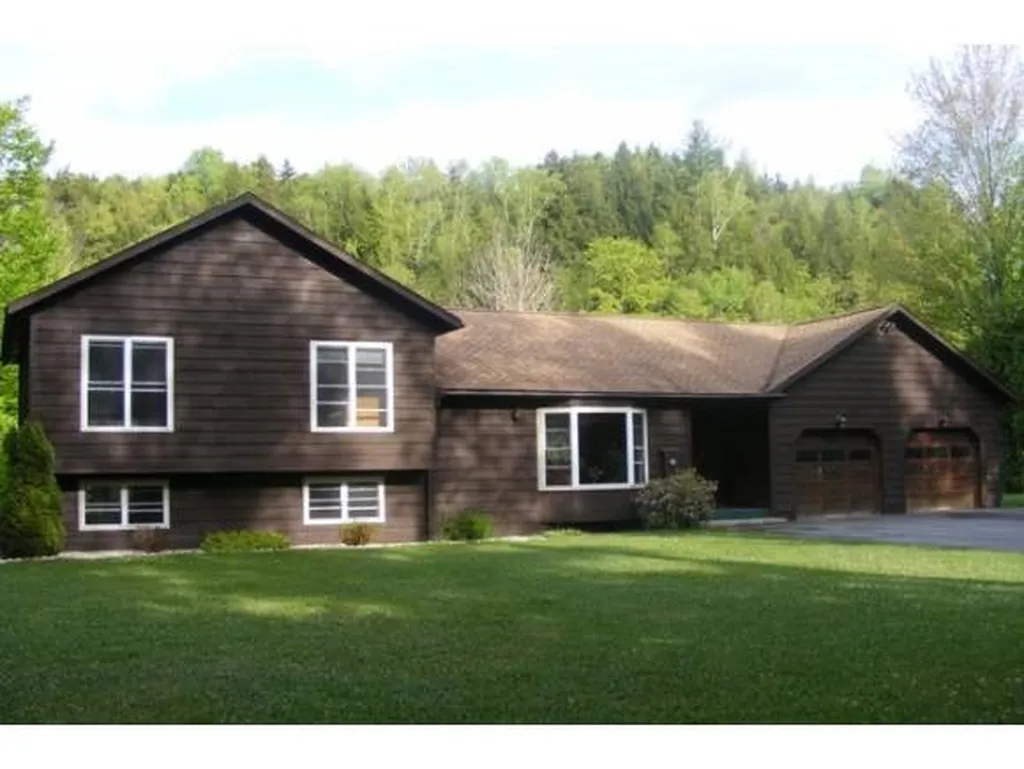 113 Glen Road Gorham NH 03581