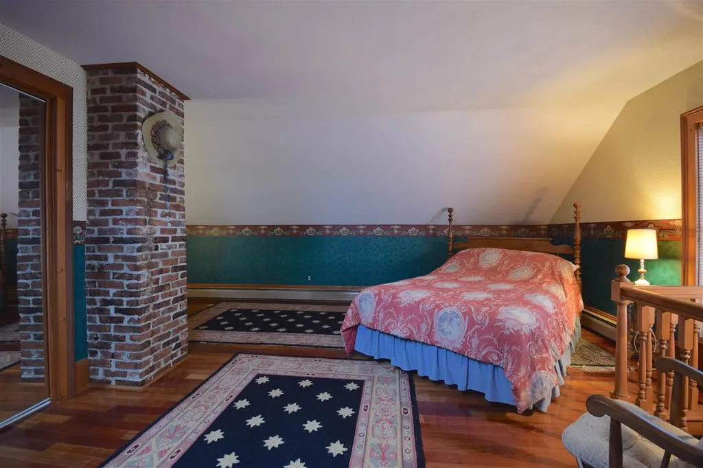 189 South Main Street Richford VT 05476