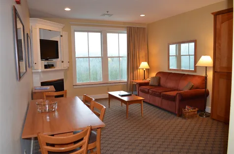 418 Q2 Jackson Gore Inn Ludlow VT 05149