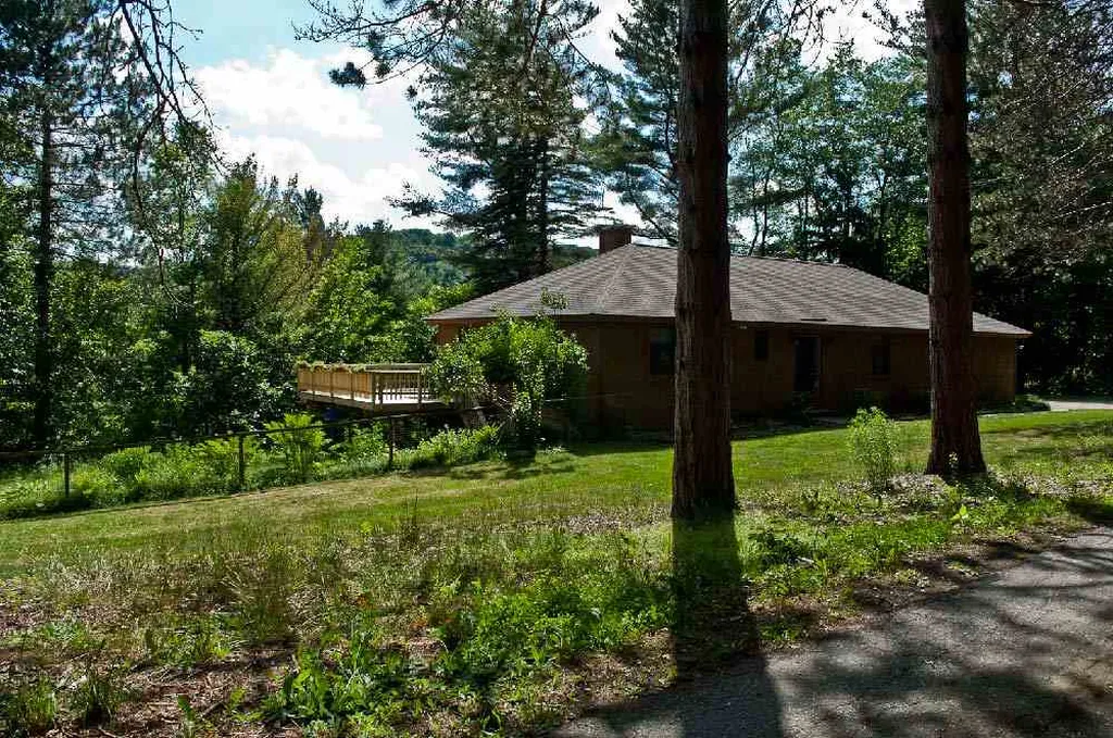 168 Barberry Hill Woodstock VT 05091