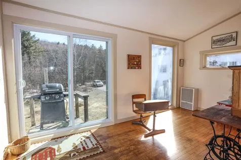 11 Lower Main Street Sunapee NH 03782