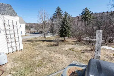 11 Lower Main Street Sunapee NH 03782