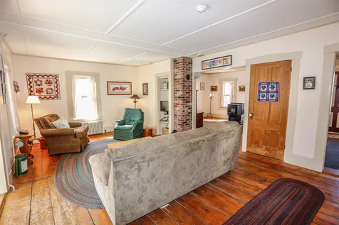 11 Lower Main Street Sunapee NH 03782
