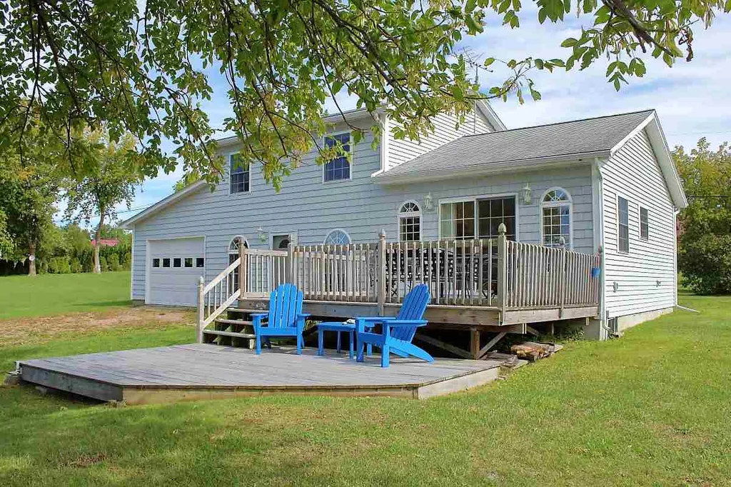1447 West Shore Road Isle La Motte VT 05463
