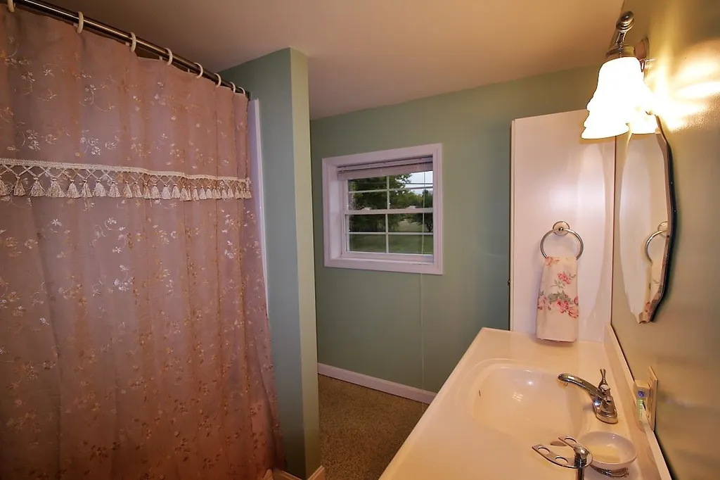 1447 West Shore Road Isle La Motte VT 05463