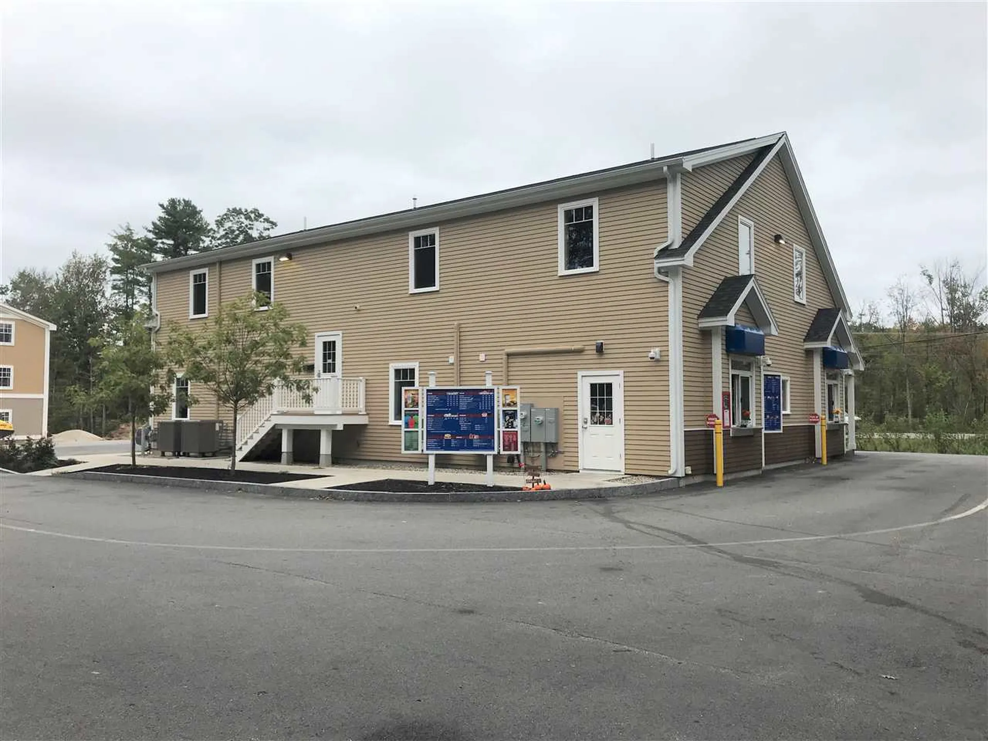 89 Route 236 - Harold Dow Highway Kittery ME 03904
