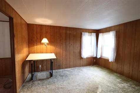 82 Elm Court Seabrook NH 03874