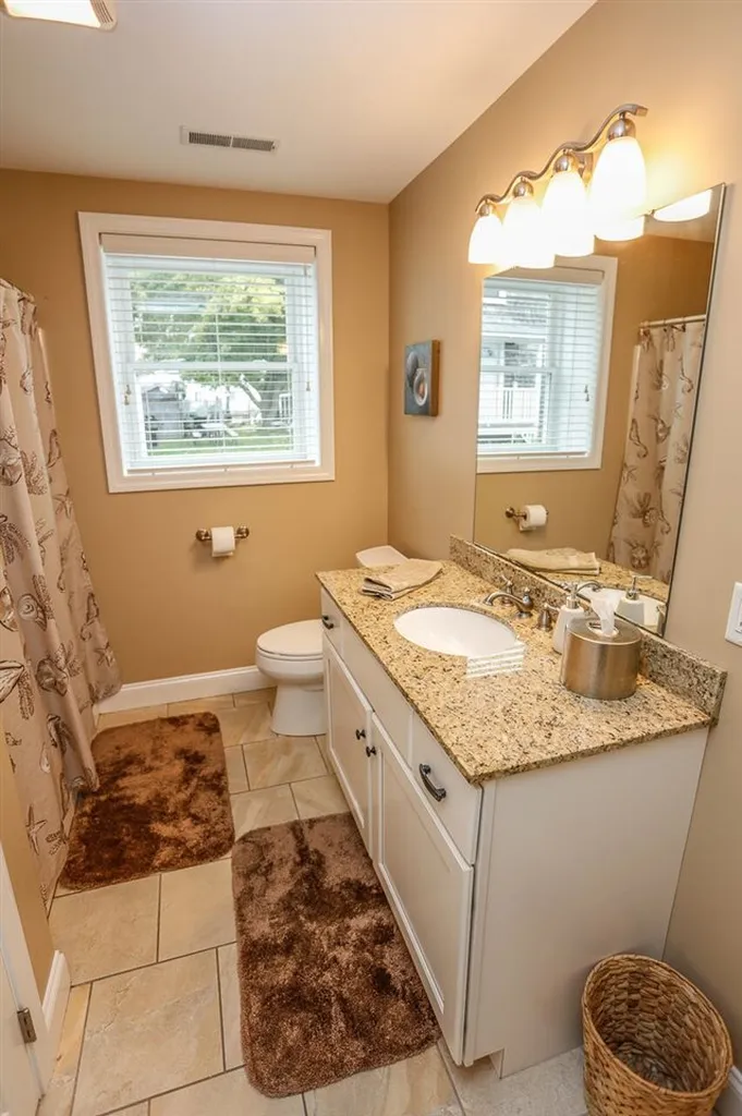 29 Epping Avenue Hampton NH 03842