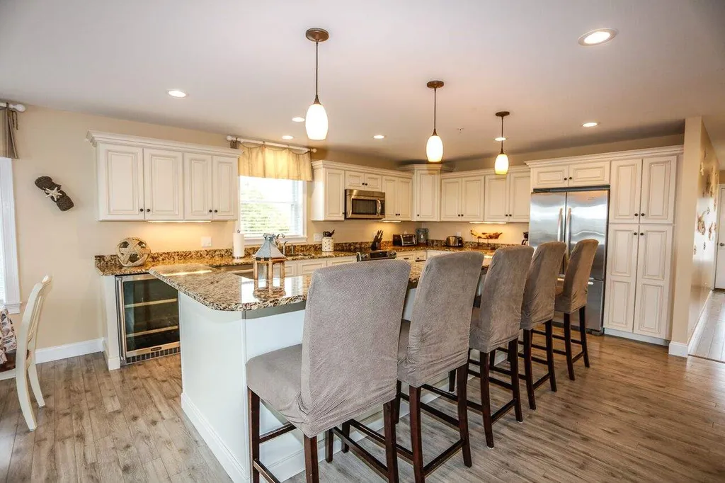 29 Epping Avenue Hampton NH 03842