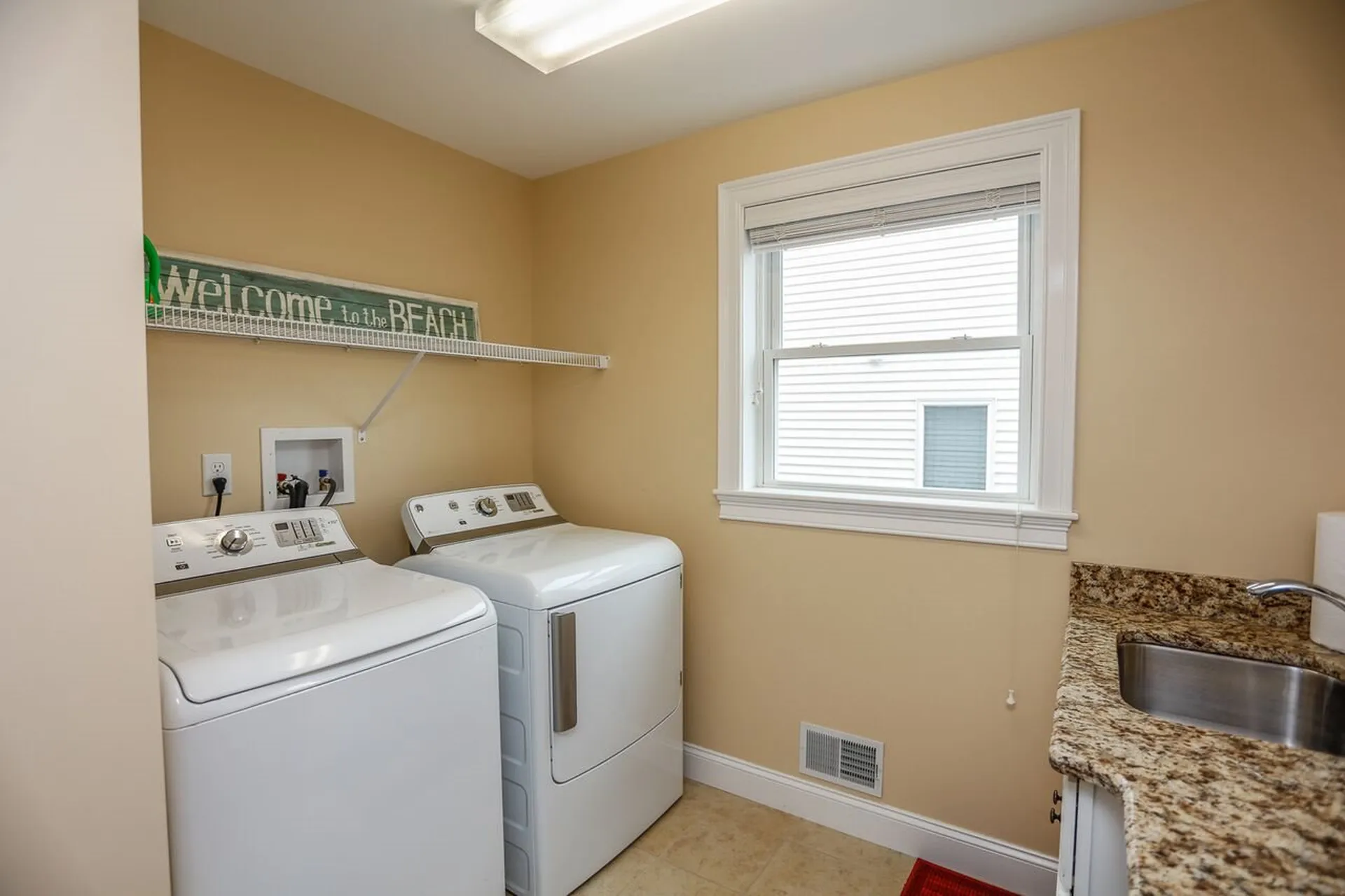29 Epping Avenue Hampton NH 03842