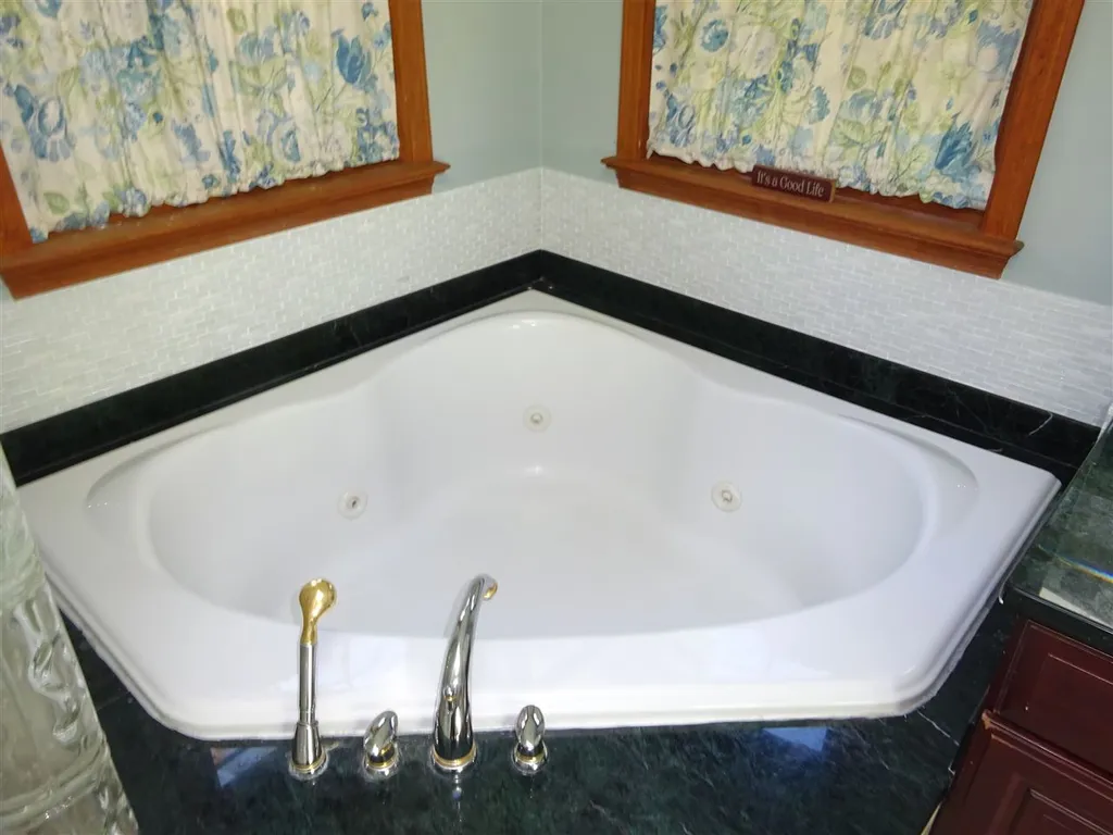 187 Darling Road Keene NH 03431