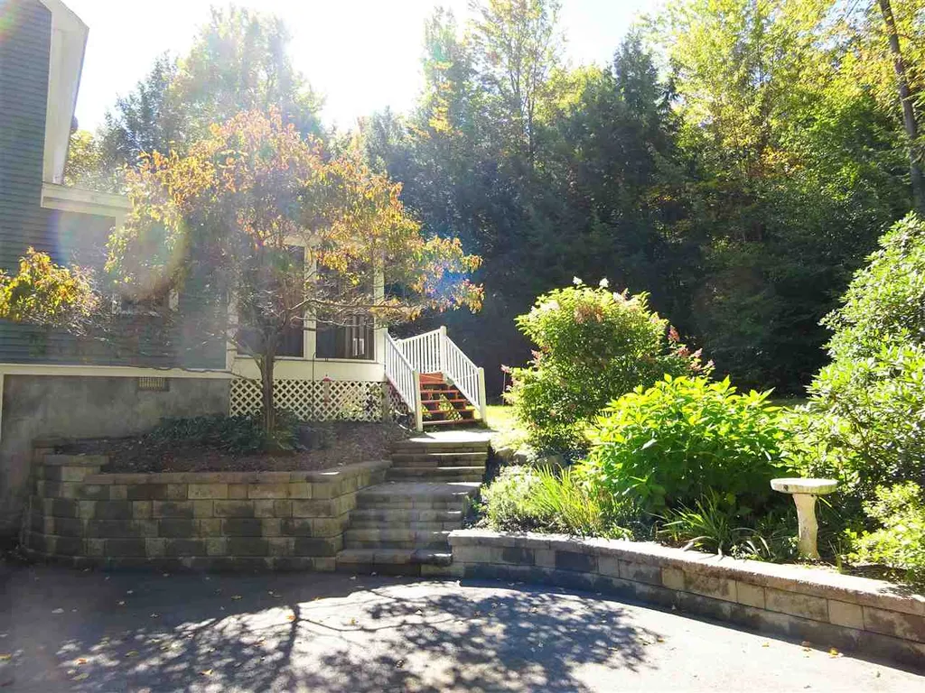 187 Darling Road Keene NH 03431