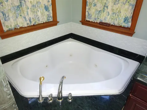 187 Darling Road Keene NH 03431