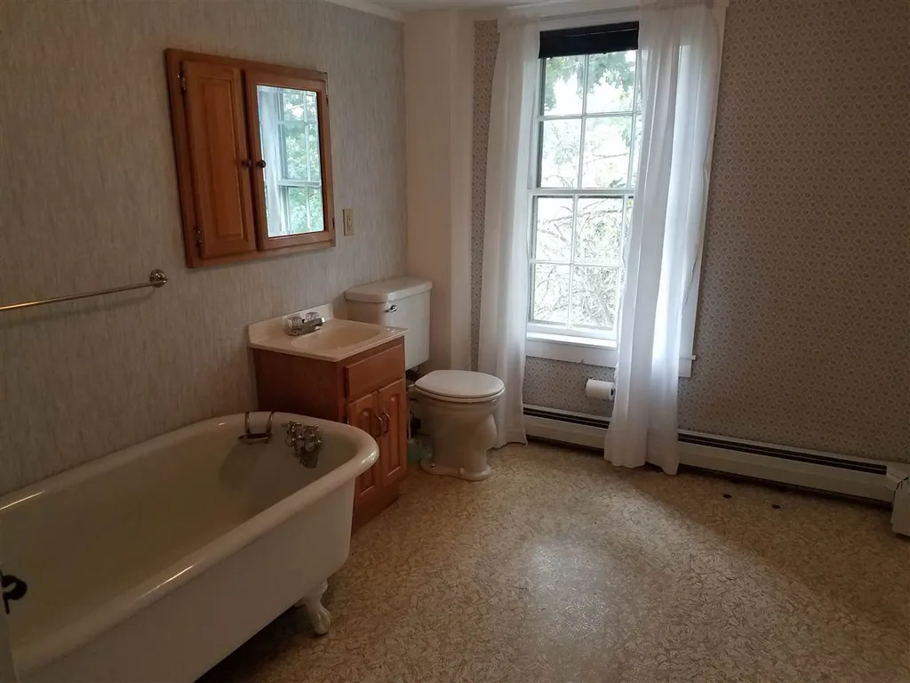 81 Baker Street Keene NH 03431