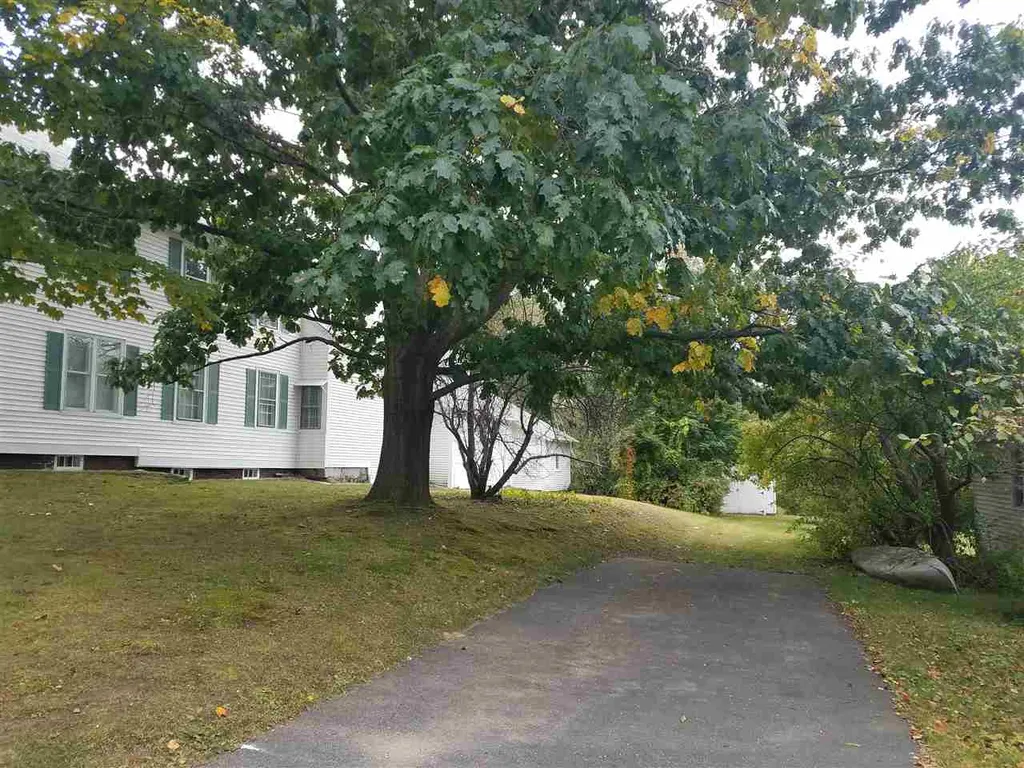 81 Baker Street Keene NH 03431