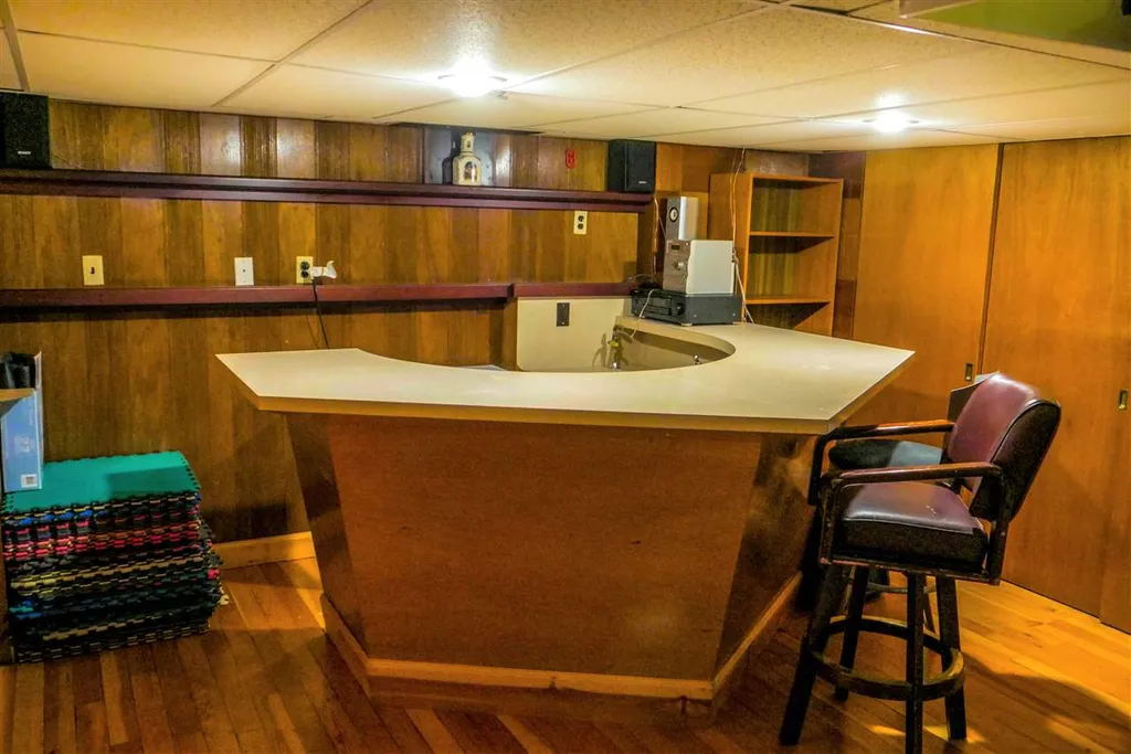 666 Dix Street Manchester NH 03103