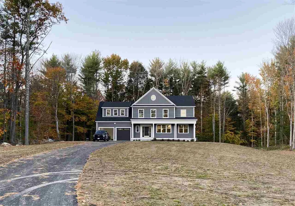 4 Barbaras Way Stratham NH 03885