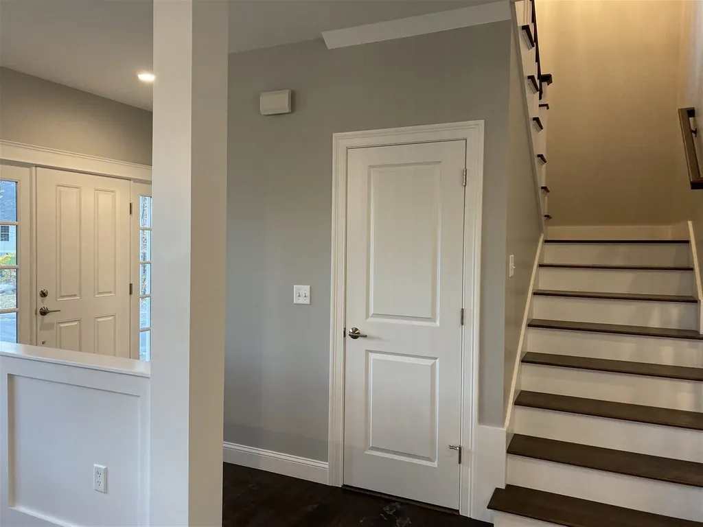 4 Barbaras Way Stratham NH 03885