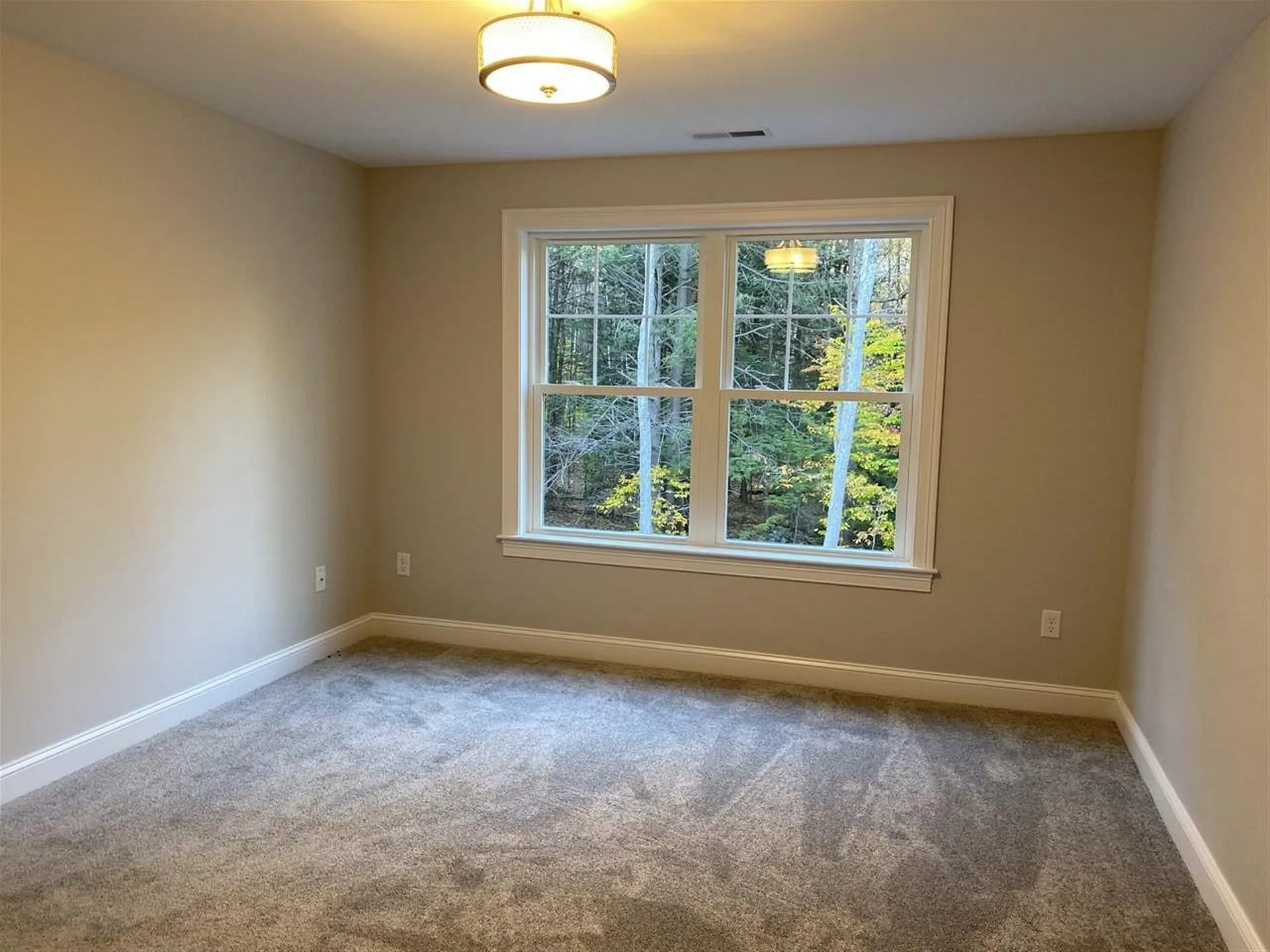 4 Barbaras Way Stratham NH 03885