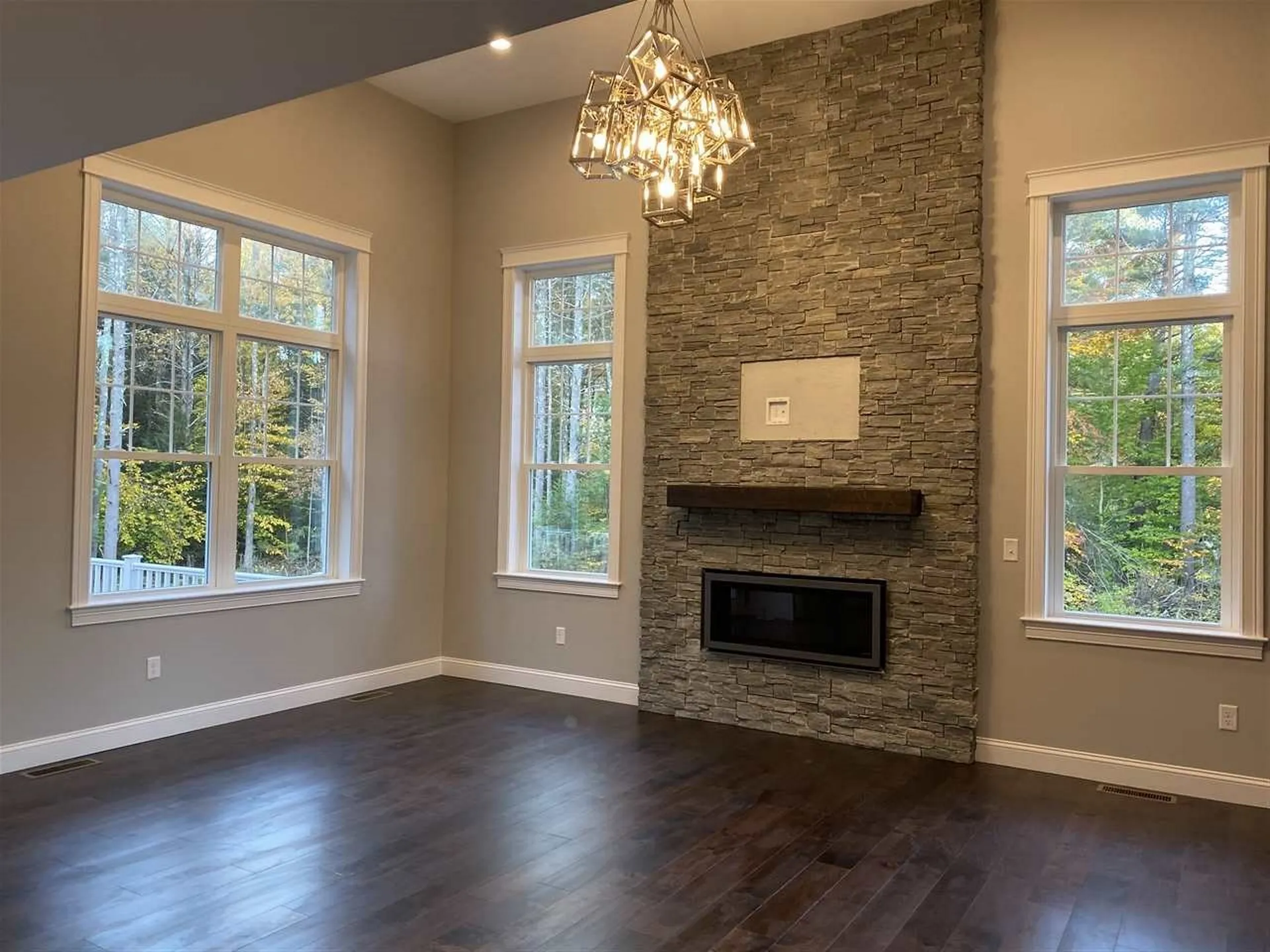 4 Barbaras Way Stratham NH 03885